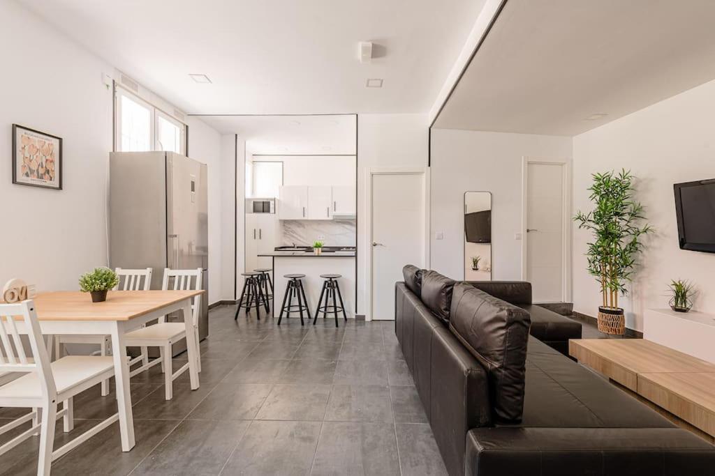 Bonito En Tetuan - Algodonales Apartamento Madrid